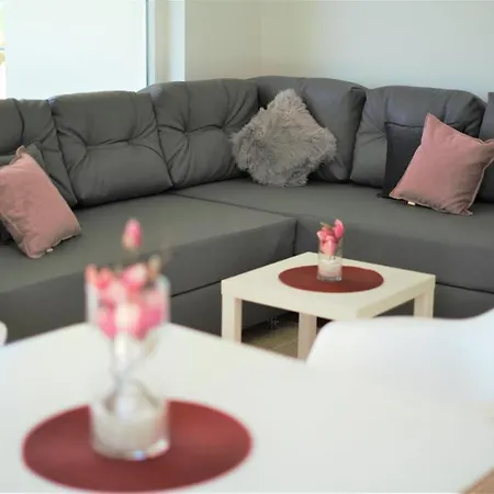 Daire Appartments Jurin *