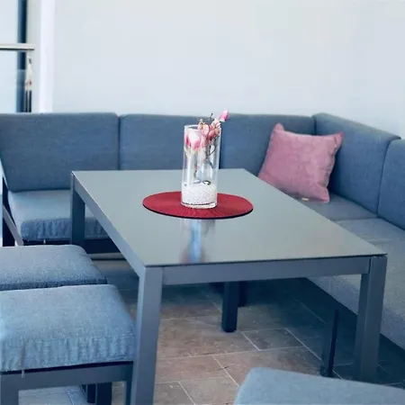 Daire Appartments Jurin *
